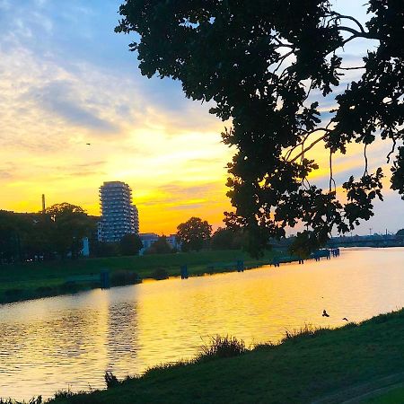 Apartament Z Tarasem I Widokiem Na Odre Wroclaw Ngoại thất bức ảnh