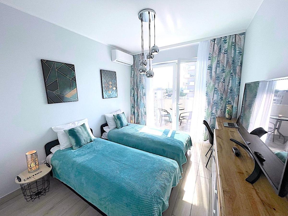 Apartament Z Tarasem I Widokiem Na Odre Wroclaw Ngoại thất bức ảnh
