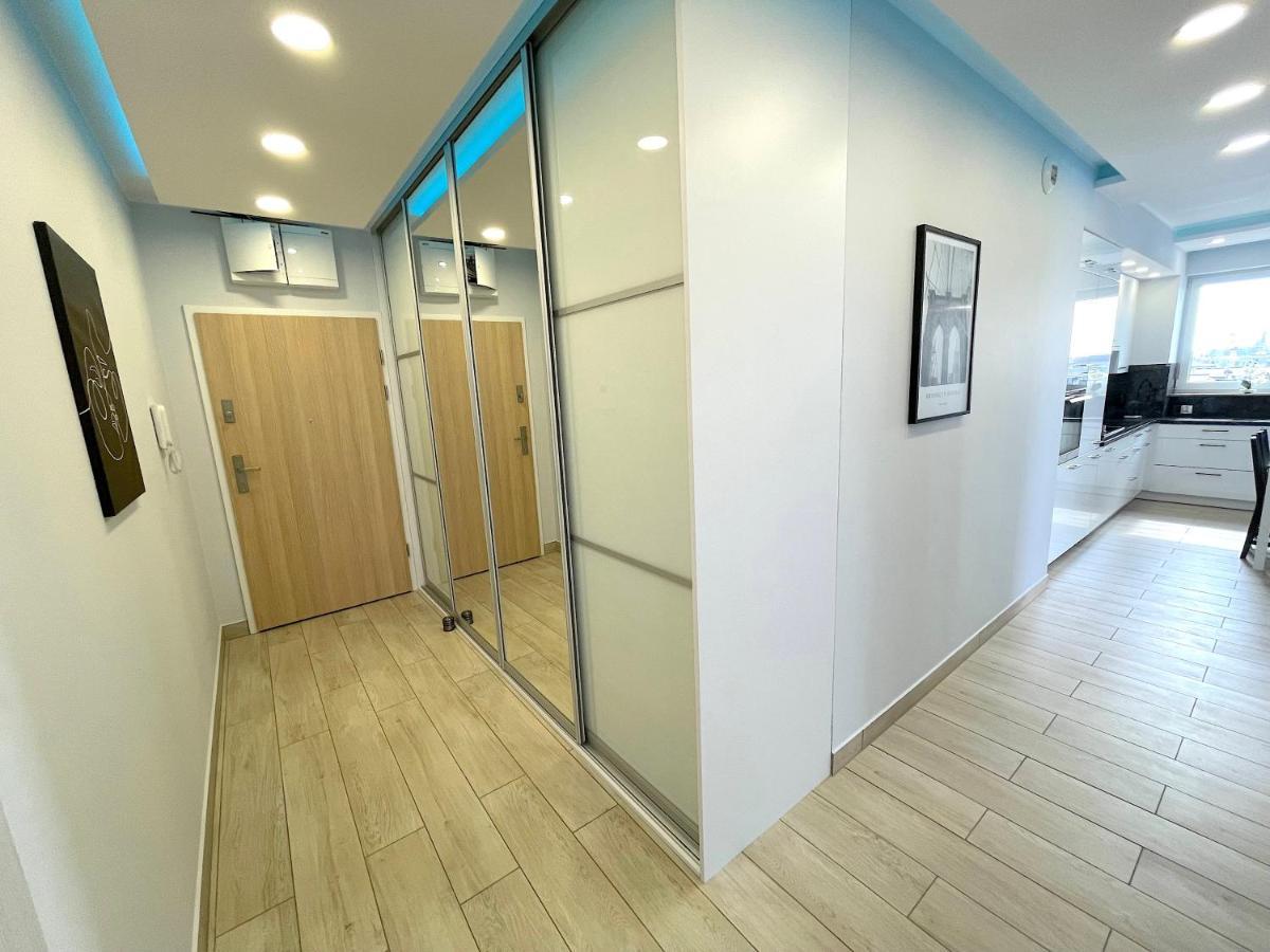 Apartament Z Tarasem I Widokiem Na Odre Wroclaw Ngoại thất bức ảnh