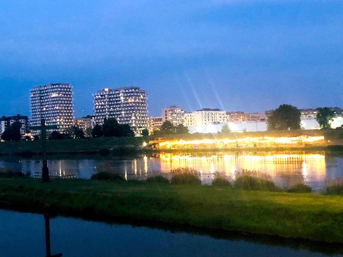 Apartament Z Tarasem I Widokiem Na Odre Wroclaw Ngoại thất bức ảnh