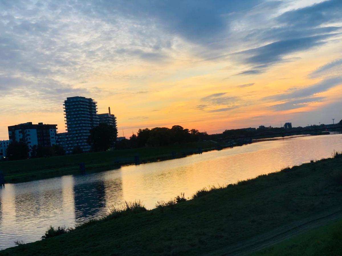 Apartament Z Tarasem I Widokiem Na Odre Wroclaw Ngoại thất bức ảnh
